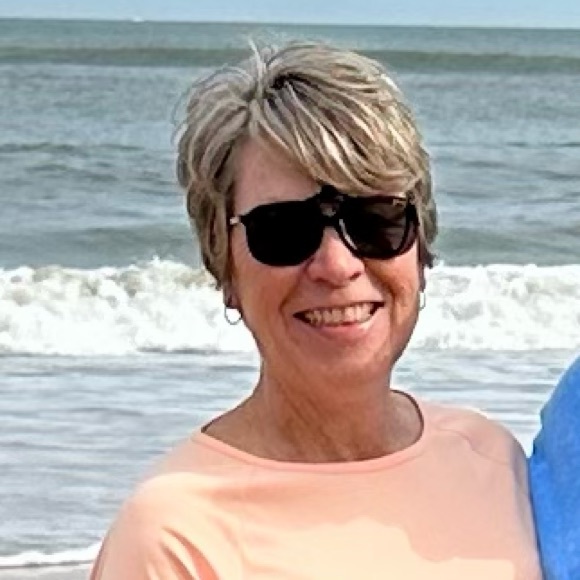 Meet your Posher, Patty - Picture 2 of 2